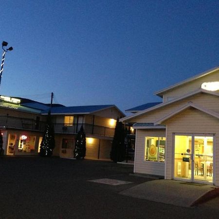 Cache Creek Inn Экстерьер фото